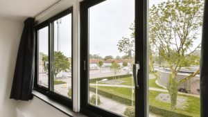 Quel modèle de fenêtre aluminium pour une maison contemporaine ?